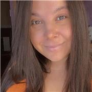 Profesora de repaso y apoyo escolar (especializada en PT) para dar clases a niños de manera presencial y online